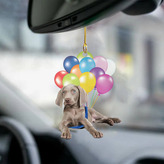 Weimaraner hond fly met ballonnen autohanger
