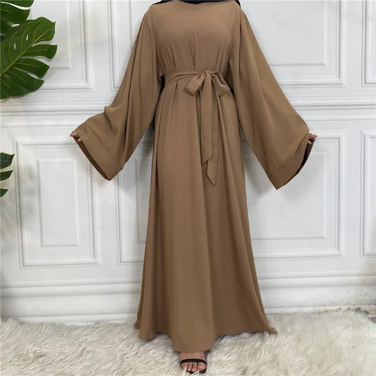 Modest vrouwen abaya